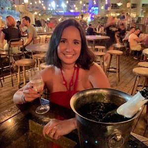 Meet your Posher, Noelia